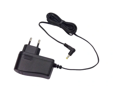 Yaesu 230VAC-charger (SAD-11C)